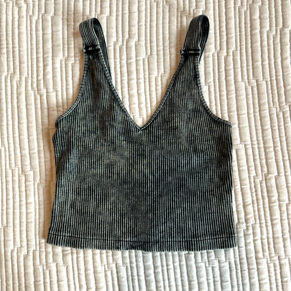 Newbury Kustom Gray Ribbed Crop Tank Top